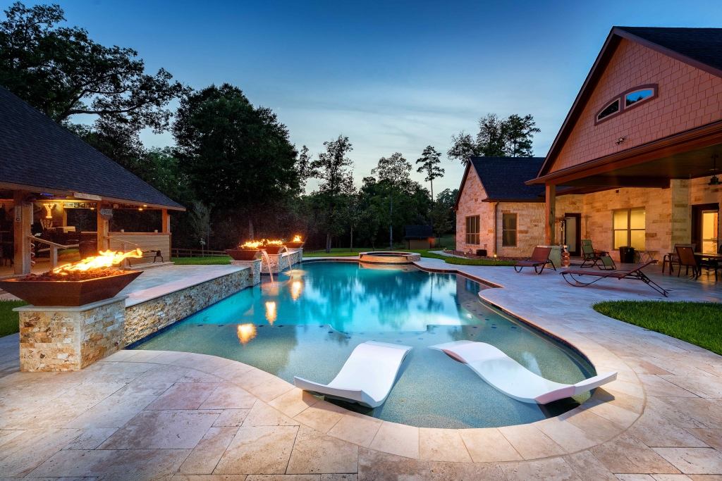 Conroe Classic Freeform | Project | Backyard Paradise Luxury Pools